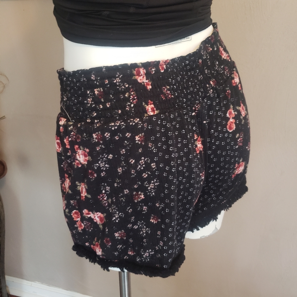 NOBO shorts